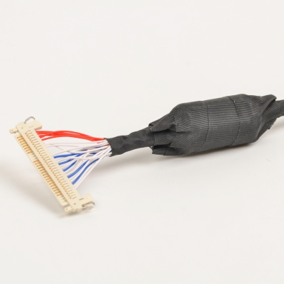 Length-Selectable LCD Screen Cables with Buckles.
